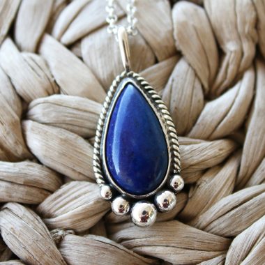 Colgante LAPIZLÁZULI con trenzado