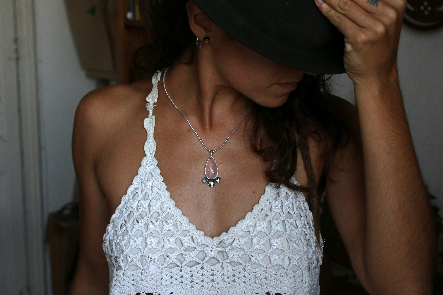 Colgante LUNAR CUARZO ROSA - Imagen 2