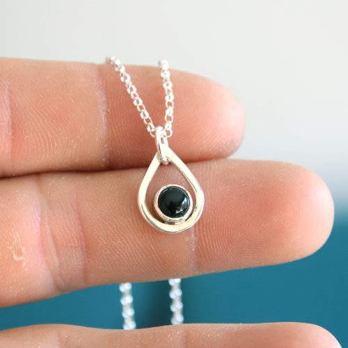 Colgante AGUA con ÓNIX