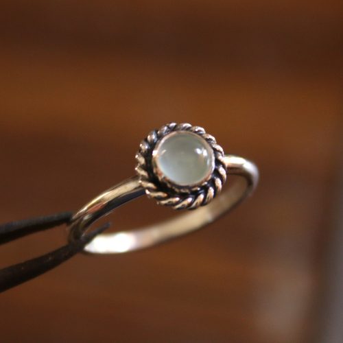 Anillo SATURNO con CALCEDONIA