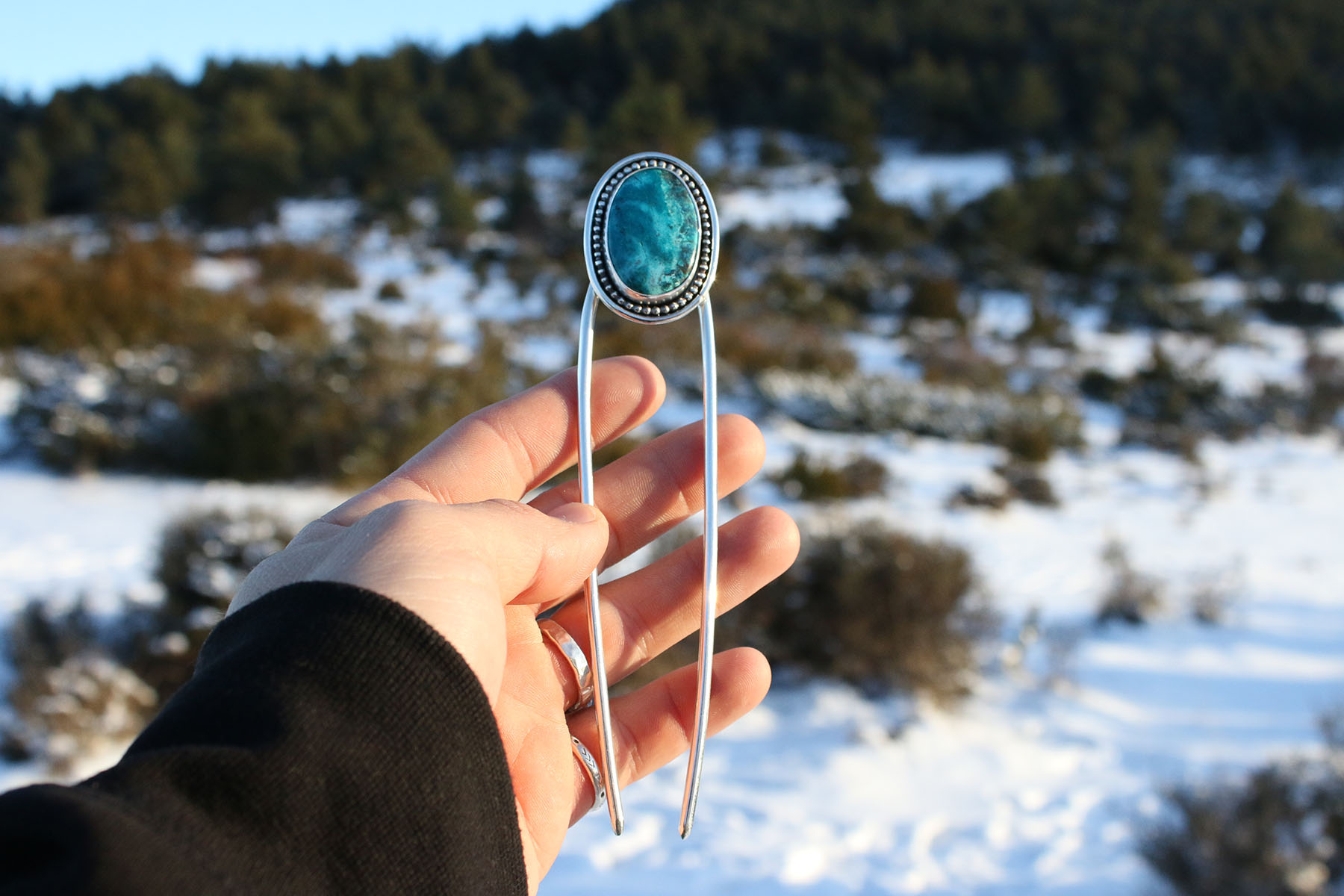 Horquillas de pelo con piedras naturales: Belleza y funcionalidad