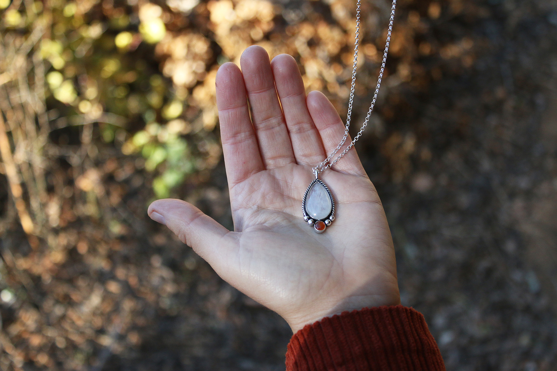 Colgante TALAMNH con CORNALINA