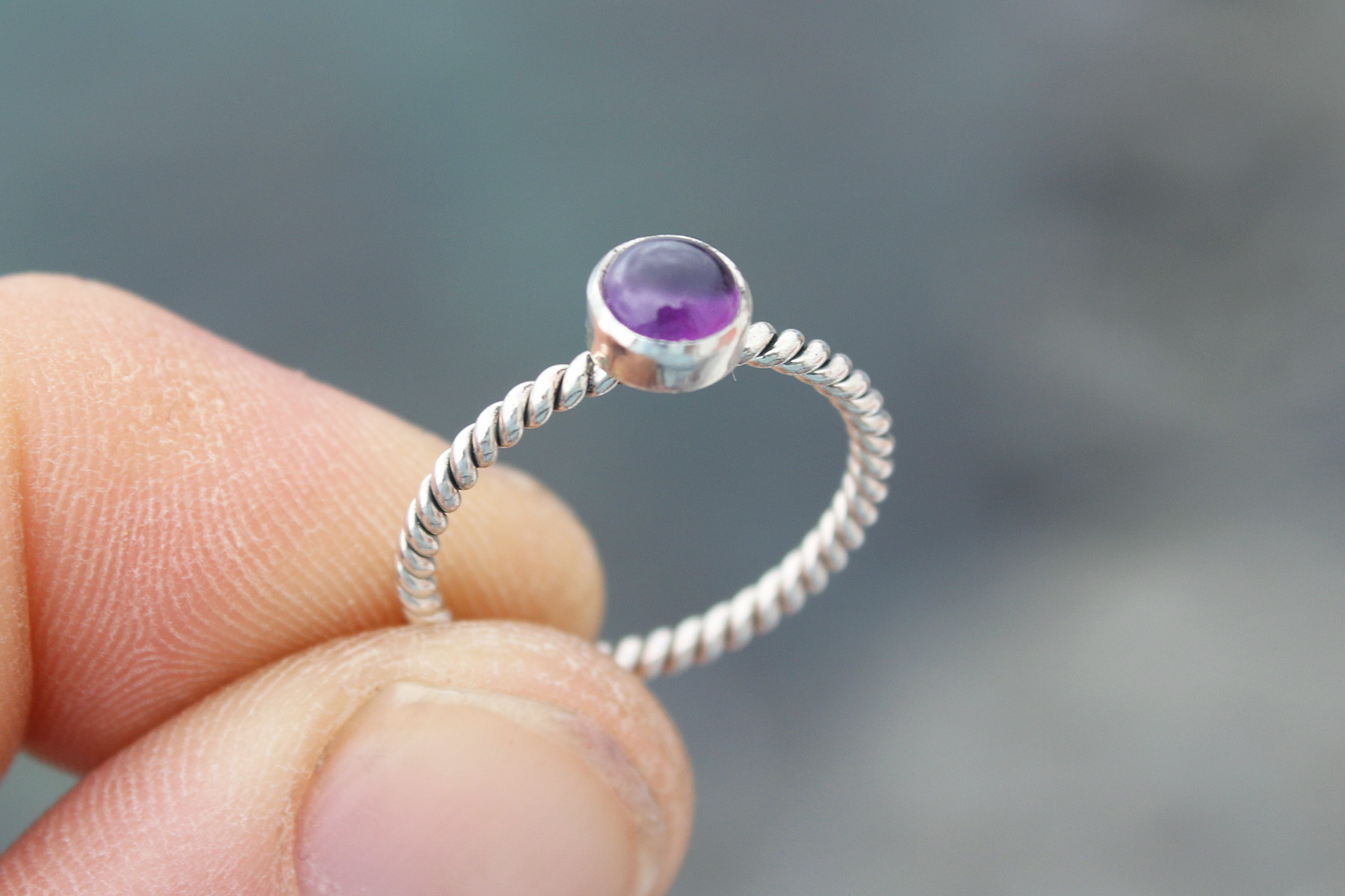 Anillo OLEA con AMATISTA