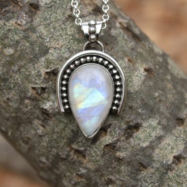 Colgante con PIEDRA LUNA