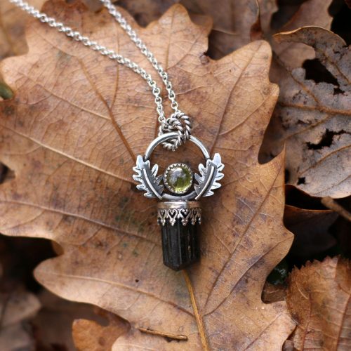 Colgante RAMA con OLIVINA y TURMALINA