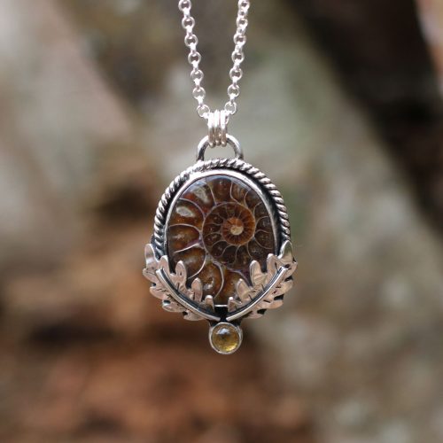 Colgante ROBLE con AMONITE y CITRINO